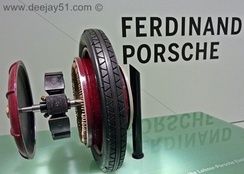 http://www.deejay51.com/PORSCHE/PORSCHEMUS%20EARLY1900A.JPG